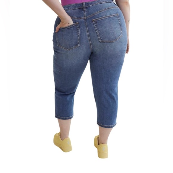 Penningtons, D/C Jeans Responsible, 1948 Fit, Denim Capri, 26W Plus Size - Picture 2 of 10